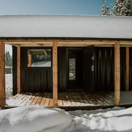 Woodbox Apartament *